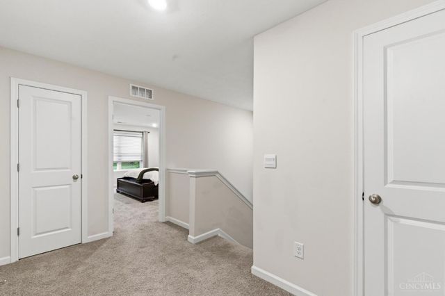 5049 Lakeview Drive, Hamilton Twp, OH 45152