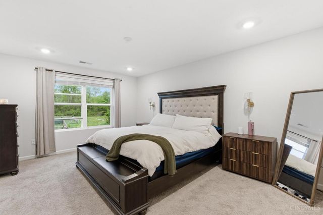 5049 Lakeview Drive, Hamilton Twp, OH 45152