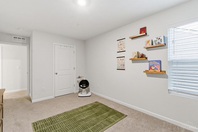 5049 Lakeview Drive, Hamilton Twp, OH 45152
