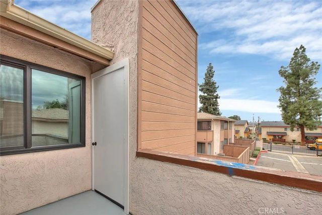 1333 Massachusetts Avenue 201, Riverside, CA 92507