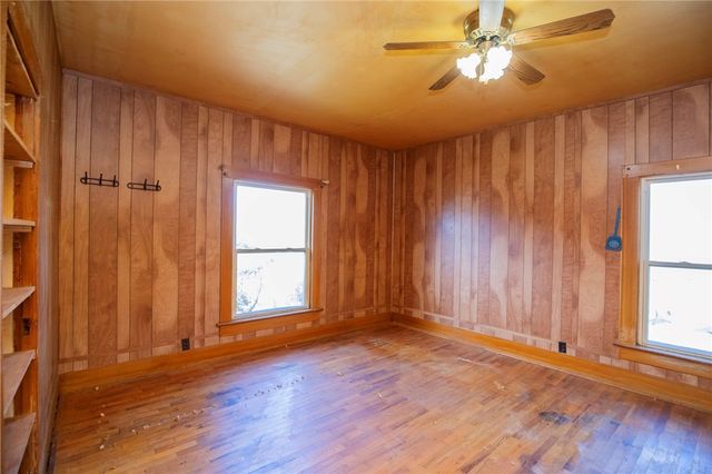 407 N Pittman Street, Prairie Grove, AR 72753