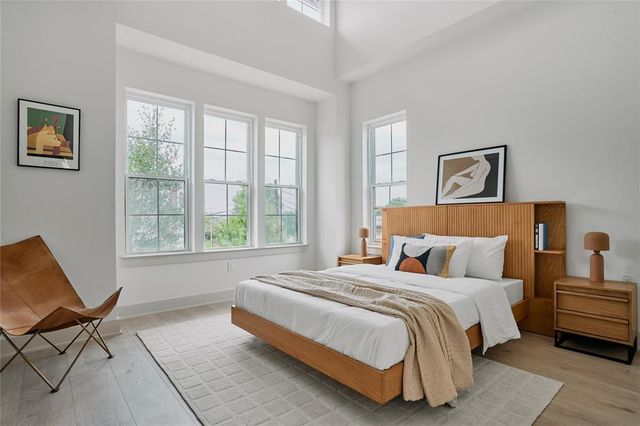 2209 Woodland Ave 201, Austin, TX 78741