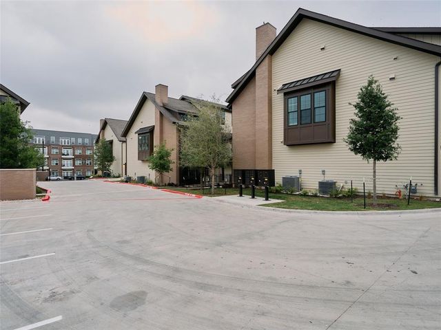 2209 Woodland Ave 201, Austin, TX 78741