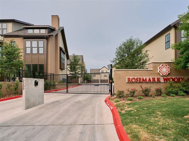 2209 Woodland Ave 201, Austin, TX 78741