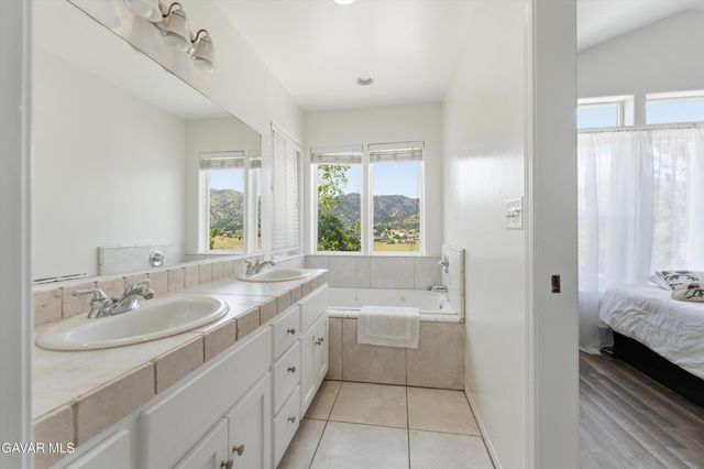 20450 Clubview Court, Tehachapi, CA 93561