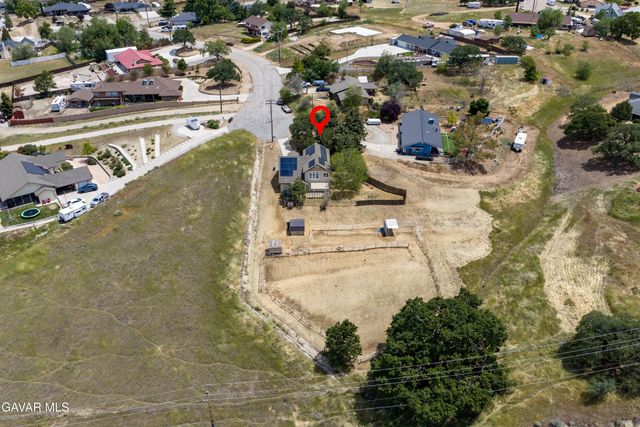 20450 Clubview Court, Tehachapi, CA 93561