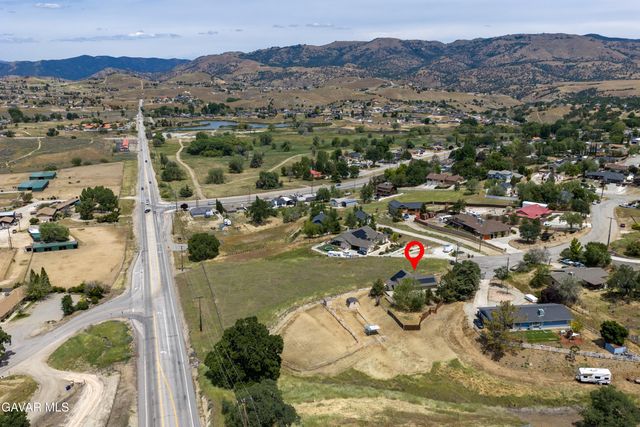 20450 Clubview Court, Tehachapi, CA 93561