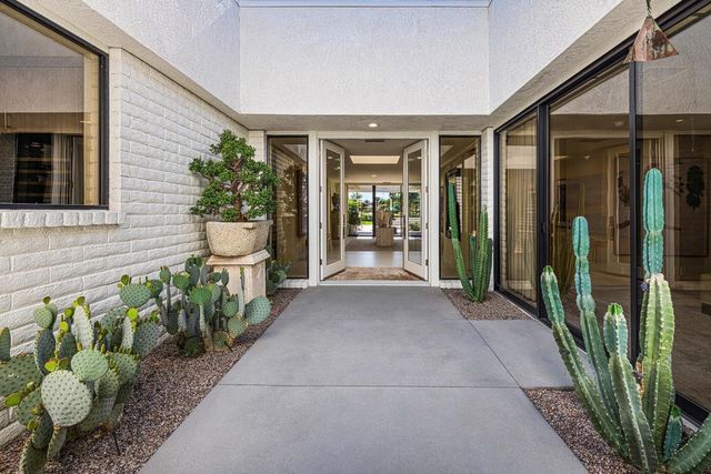 23 Mayfair Drive, Rancho Mirage, CA 92270