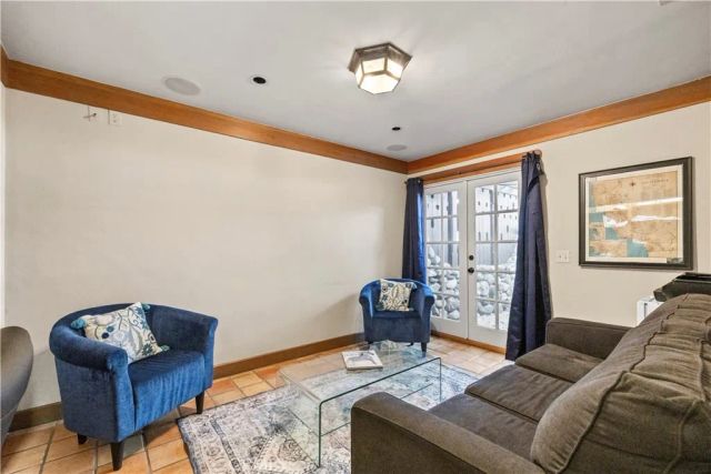 2293 Bonnie Brae, Claremont, CA 91711