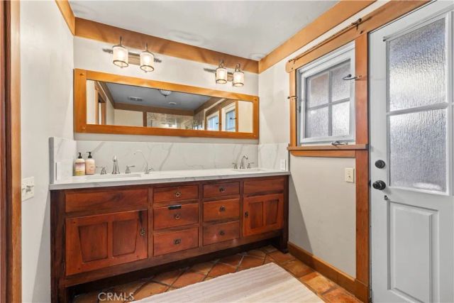 2293 Bonnie Brae, Claremont, CA 91711