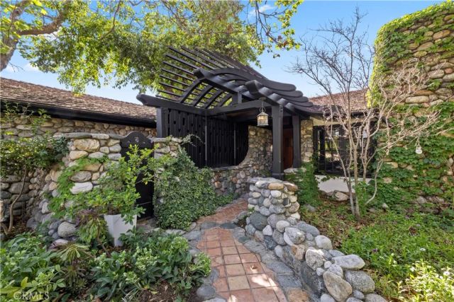2293 Bonnie Brae, Claremont, CA 91711