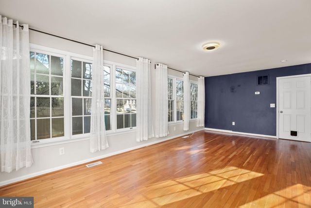 11908 KENNEDY LN, Fredericksburg, VA 22407