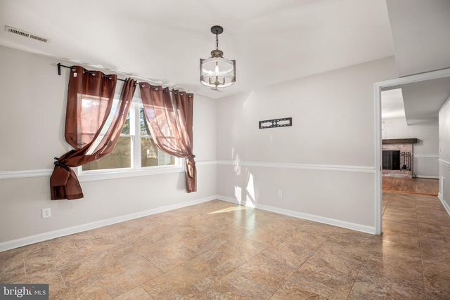 11908 KENNEDY LN, Fredericksburg, VA 22407