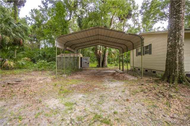 2424 N Junglecamp Road, Inverness, FL 34453