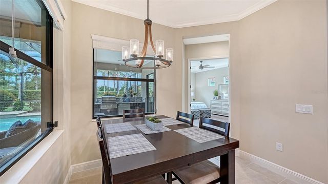 8215 LARKSPUR CIRCLE, Sarasota, FL 34241