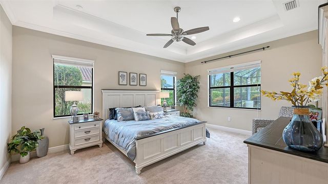 8215 LARKSPUR CIRCLE, Sarasota, FL 34241