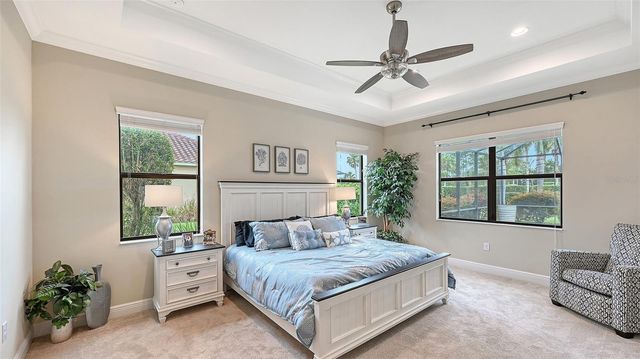 8215 LARKSPUR CIRCLE, Sarasota, FL 34241