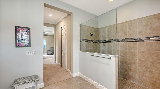 8215 LARKSPUR CIRCLE, Sarasota, FL 34241