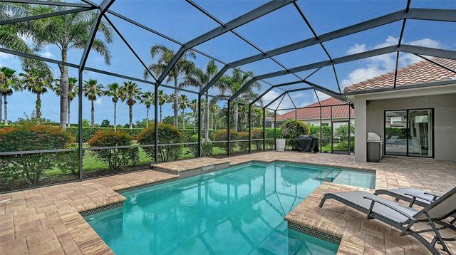 8215 LARKSPUR CIRCLE, Sarasota, FL 34241