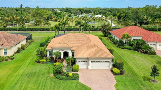 8215 LARKSPUR CIRCLE, Sarasota, FL 34241