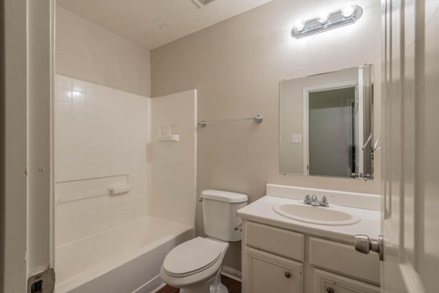 2607 Kiplands Way Drive, Houston, TX 77014