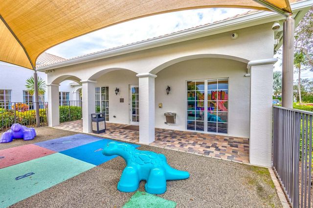 144 Sedona Way, Palm Beach Gardens, FL 33418