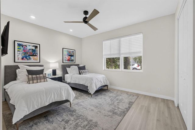 144 Sedona Way, Palm Beach Gardens, FL 33418