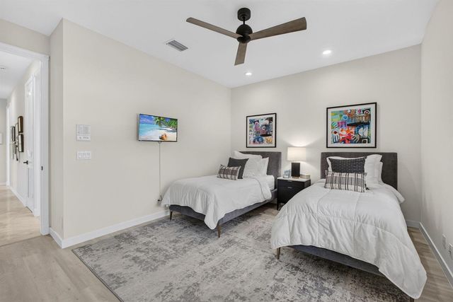 144 Sedona Way, Palm Beach Gardens, FL 33418