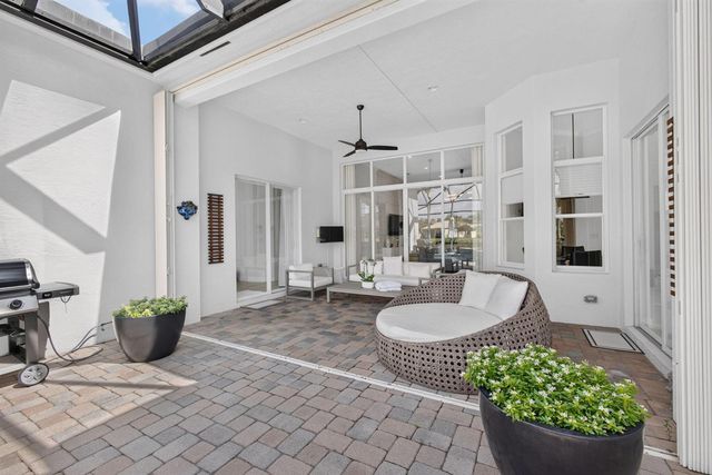144 Sedona Way, Palm Beach Gardens, FL 33418