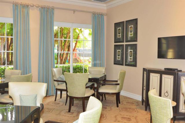 144 Sedona Way, Palm Beach Gardens, FL 33418