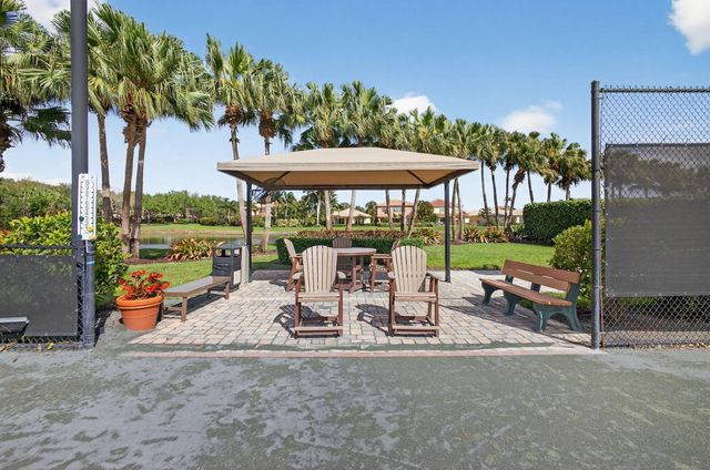 144 Sedona Way, Palm Beach Gardens, FL 33418