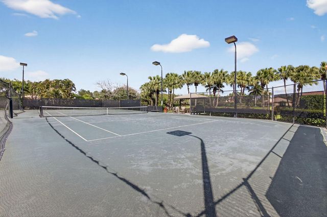 144 Sedona Way, Palm Beach Gardens, FL 33418