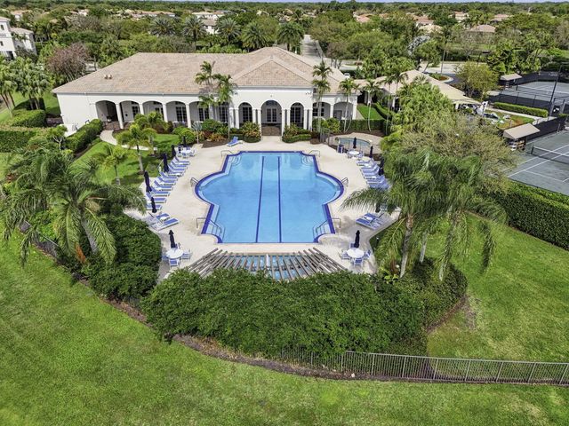 144 Sedona Way, Palm Beach Gardens, FL 33418