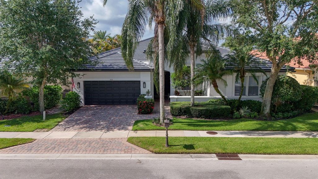144 Sedona Way, Palm Beach Gardens, FL 33418