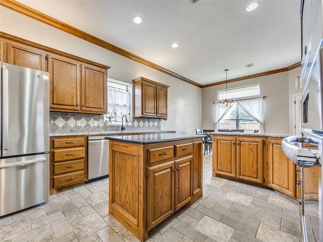 8204 NW 64th Terrace, Oklahoma City, OK 73132