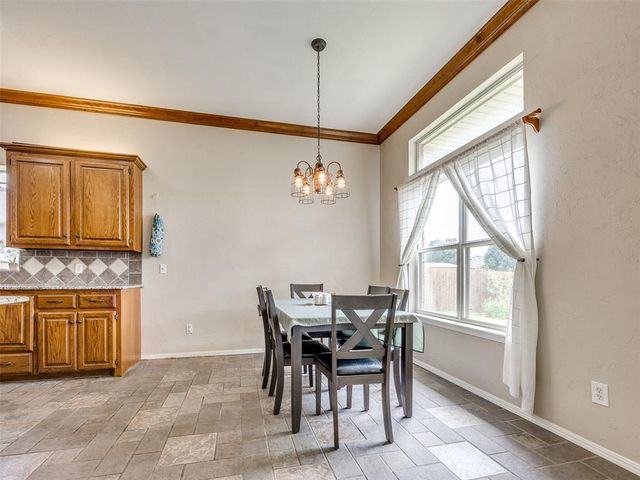 8204 NW 64th Terrace, Oklahoma City, OK 73132