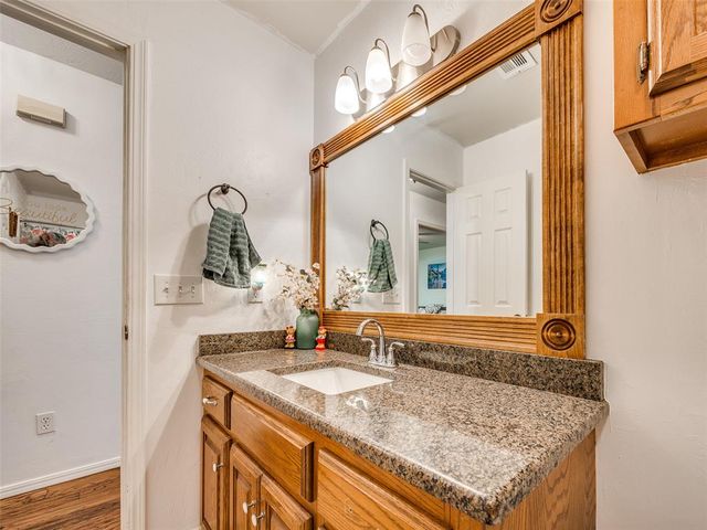 8204 NW 64th Terrace, Oklahoma City, OK 73132