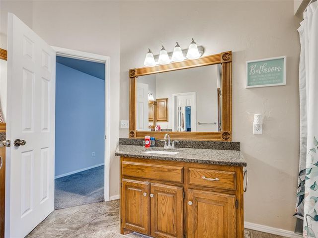 8204 NW 64th Terrace, Oklahoma City, OK 73132