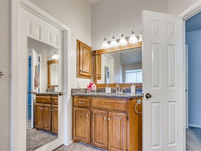 8204 NW 64th Terrace, Oklahoma City, OK 73132