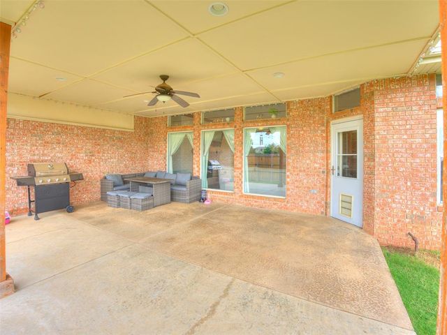 8204 NW 64th Terrace, Oklahoma City, OK 73132