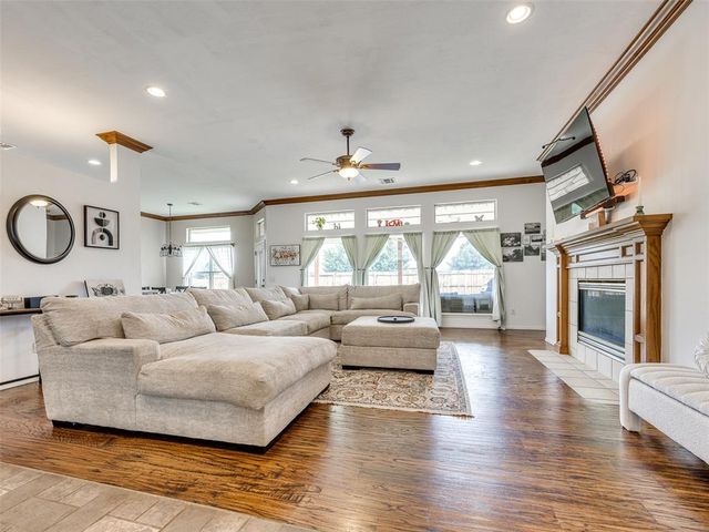 8204 NW 64th Terrace, Oklahoma City, OK 73132