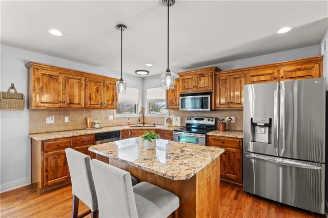 1716 NW Nicholas Drive, Grain Valley, MO 64029