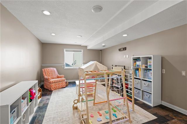 1716 NW Nicholas Drive, Grain Valley, MO 64029