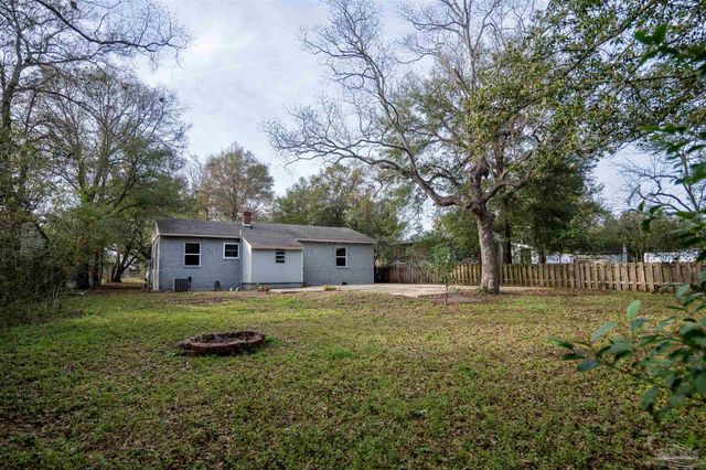 409 Frisco Rd, Pensacola, FL 32507