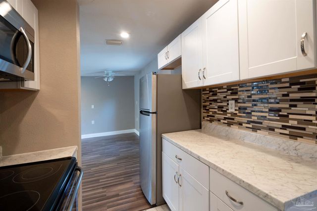 409 Frisco Rd, Pensacola, FL 32507