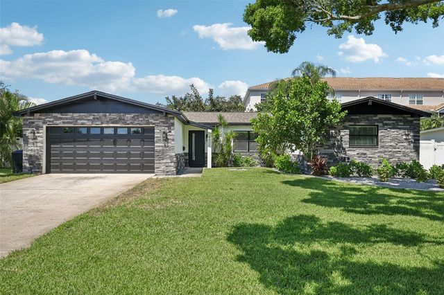 4600 BAYSHORE BOULEVARD NE, St Petersburg, FL 33703
