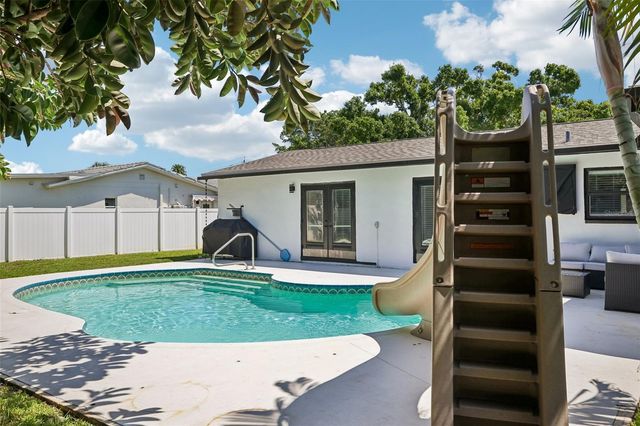 4600 BAYSHORE BOULEVARD NE, St Petersburg, FL 33703