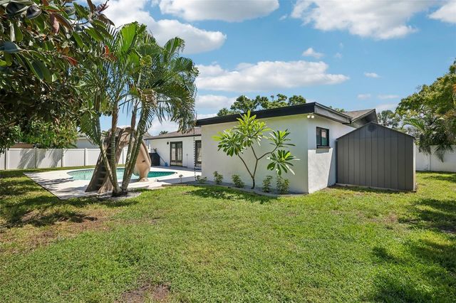 4600 BAYSHORE BOULEVARD NE, St Petersburg, FL 33703