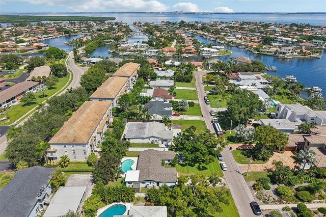 4600 BAYSHORE BOULEVARD NE, St Petersburg, FL 33703