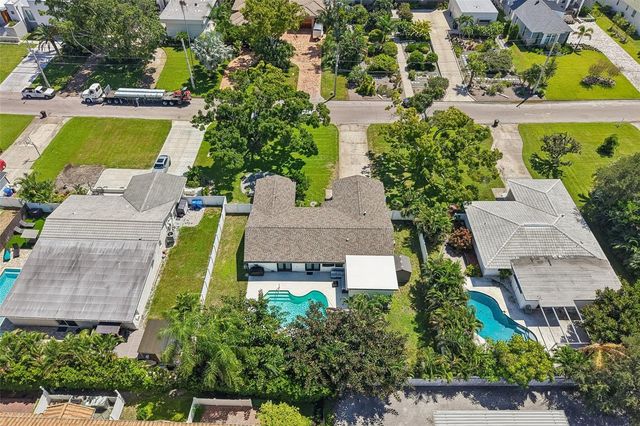 4600 BAYSHORE BOULEVARD NE, St Petersburg, FL 33703